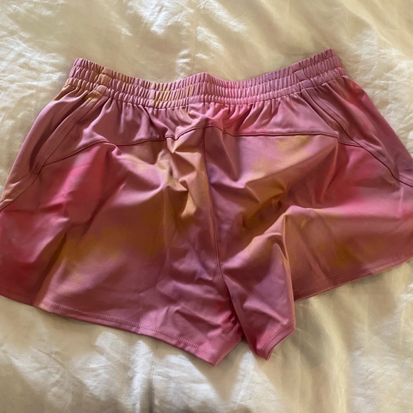 P’tula Court Short - Picture 2 of 4